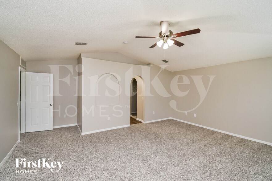 Building Photo - 4146 Woodley Creek Rd