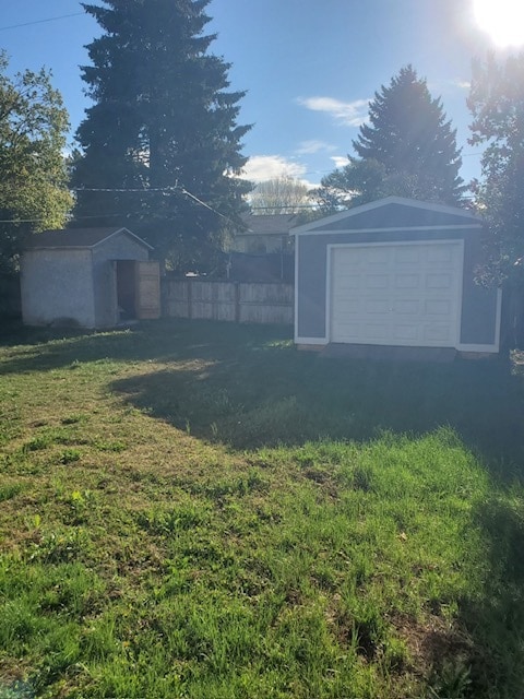 Building Photo - 680 Moonlite Dr