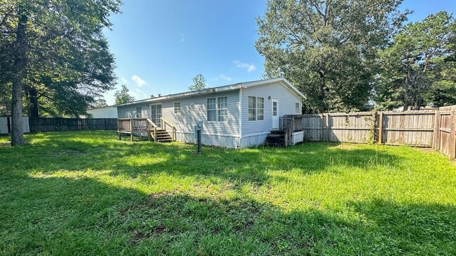 Building Photo - 16487 Brittany Way