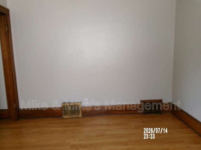 Building Photo - 2124 N 60th St