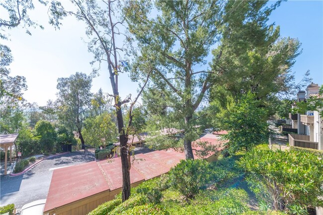 Building Photo - 22757 Lakeway Dr