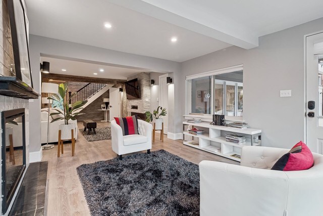 Building Photo - 2990 Linden Dr