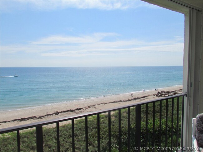 Building Photo - 9400 S Ocean Dr