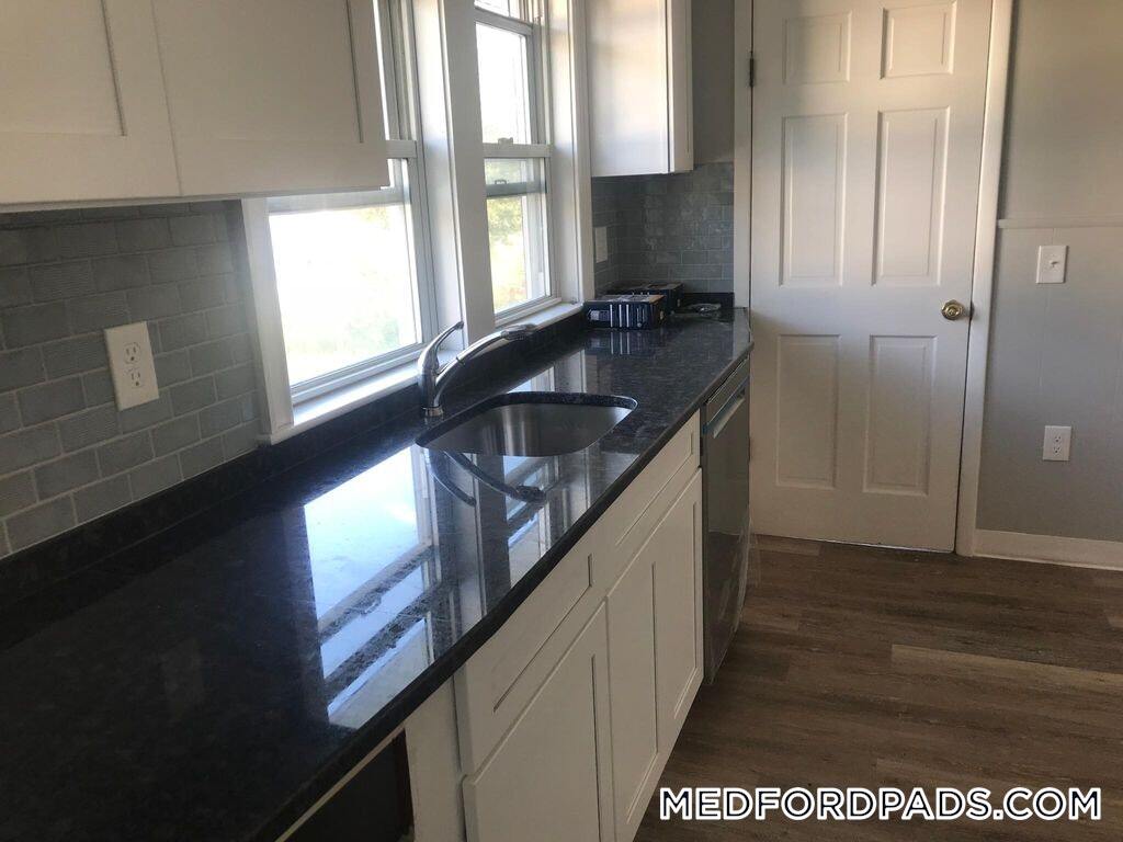 Building Photo - 58 Buzzell Ln