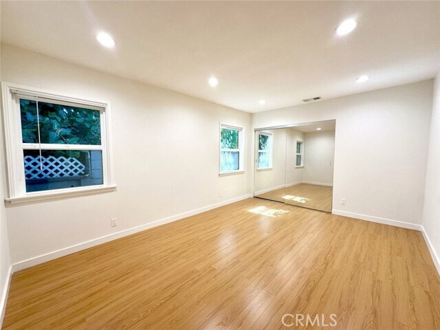Building Photo - 15210 Cohasset St