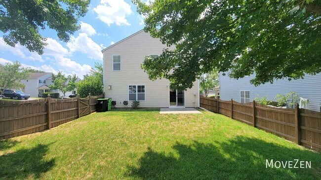 Building Photo - 1007 Winning Colors Dr