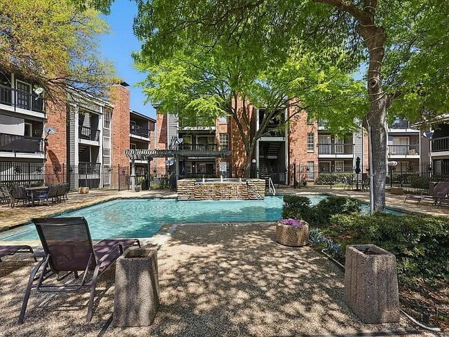Building Photo - Charming 1-Bedroom Condo in Gated North Da...