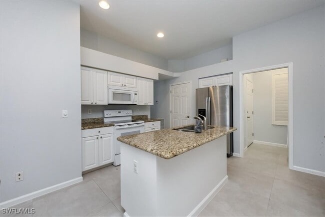 Building Photo - 6429 Autumn Woods Blvd