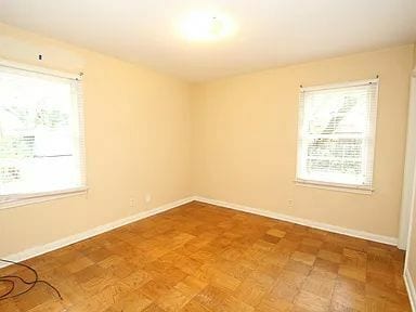 Building Photo - 716 Merritt Dr