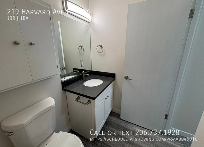 Building Photo - 219 Harvard Ave E