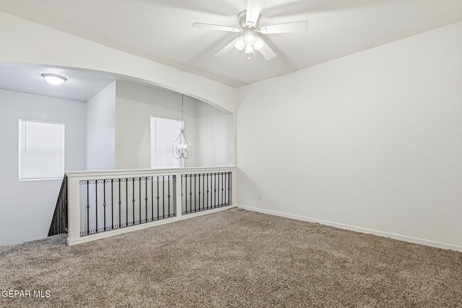 Building Photo - 3150 N Yarbrough Dr