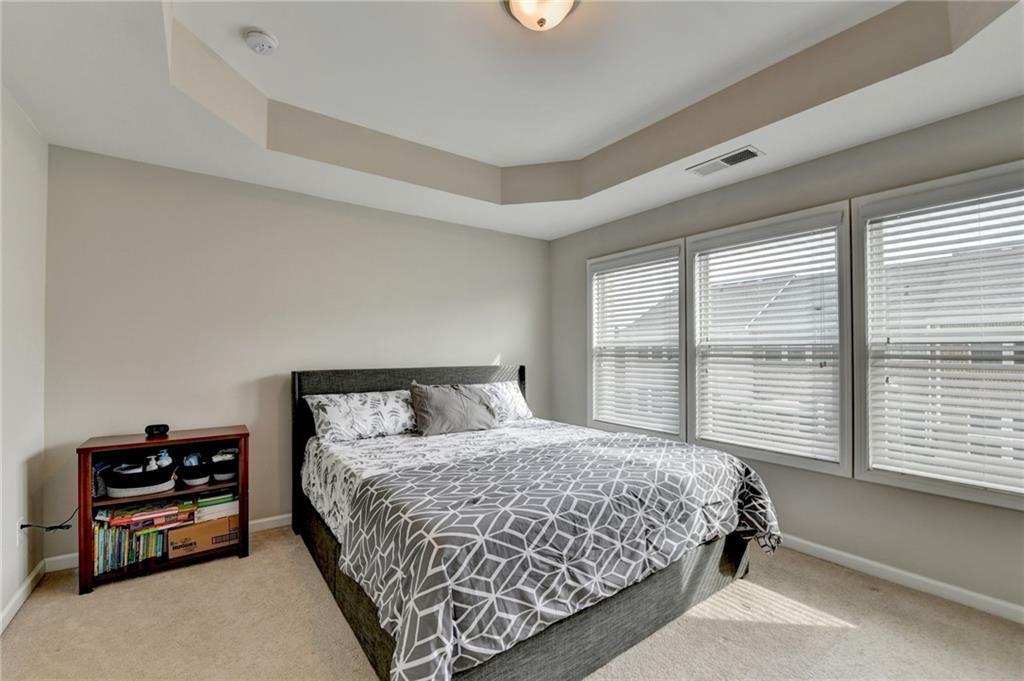 Building Photo - 810 Sunset Park Dr