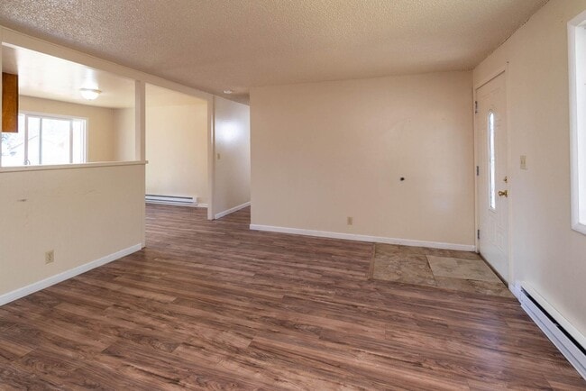 Building Photo - 2640 NE Harvey Ln