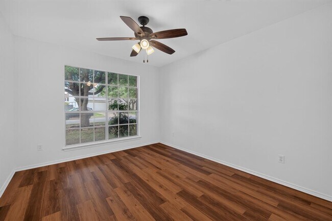 Building Photo - 17213 Bushmills Rd