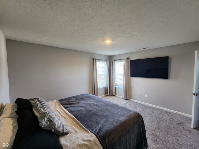 Building Photo - 2573 Plano Dr