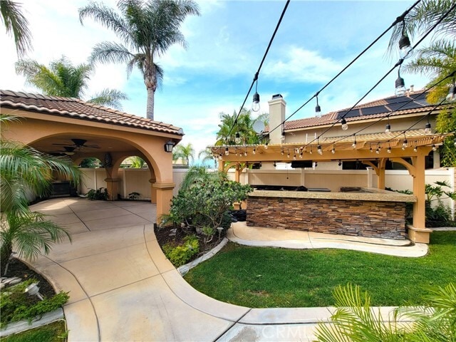 Building Photo - 3051 Portola St
