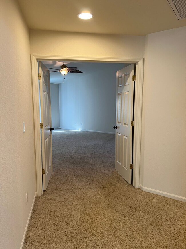 Building Photo - 4501 Waitsfield Cir
