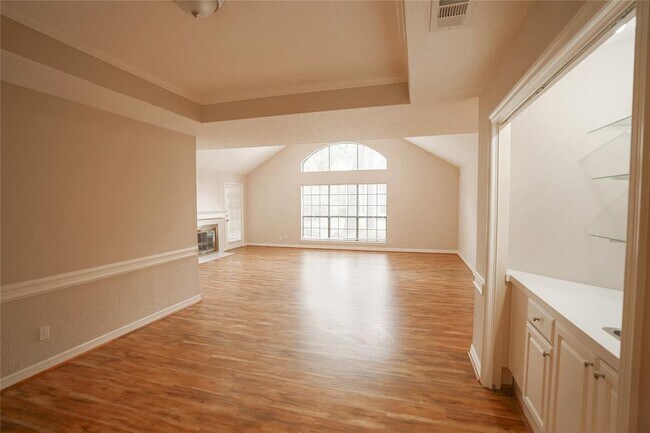 Building Photo - 14106 Glen Canon Ln
