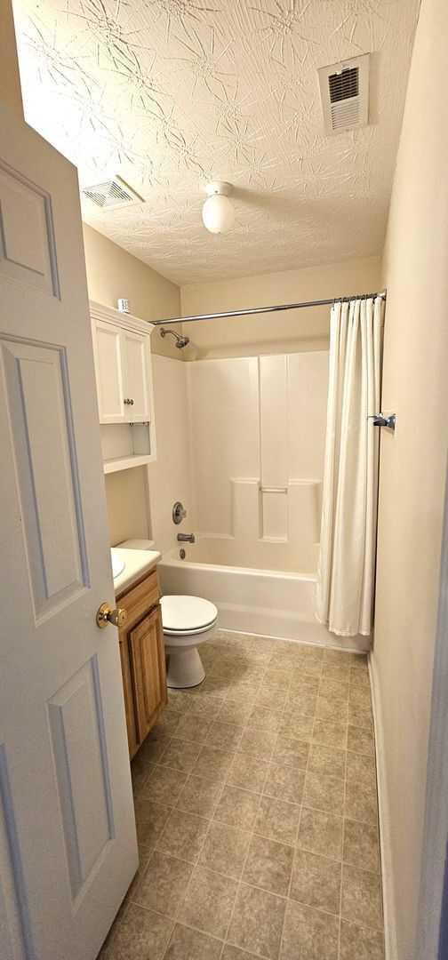 Building Photo - Charming 3 BR/2Ba in Pike Co.