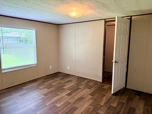 Building Photo - 18771 Forest Ln Cir