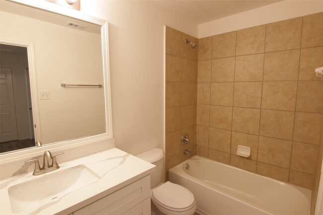 Building Photo - 25118 Hazel Ranch Dr