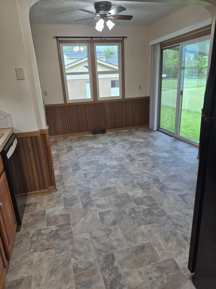 Kitchen/ Dinette - 1451 Alden Ave SW