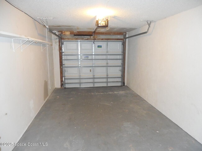 Building Photo - 345 Ocean View Ln