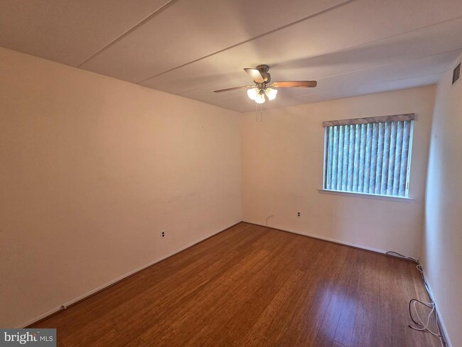Building Photo - 9906 Bustleton Ave