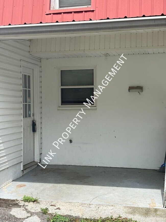 Building Photo - 1640 Keeble St