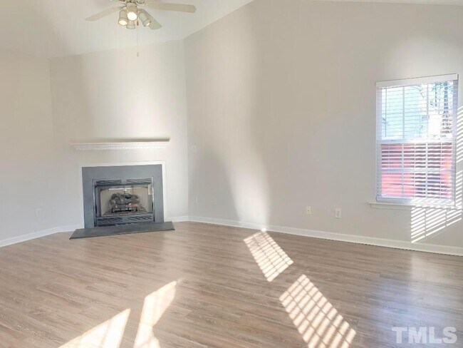 Building Photo - Charming 4 bedroom Ranch in Raleigh!