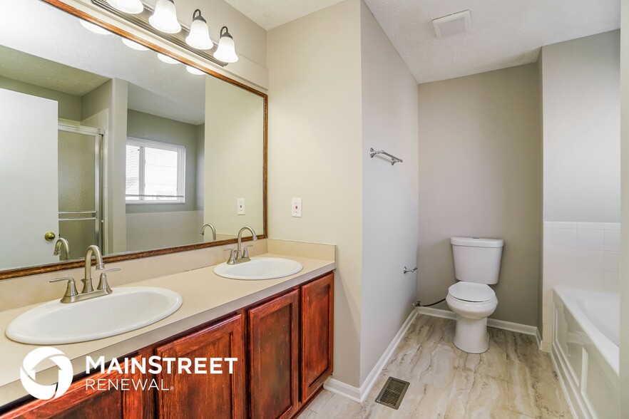 Building Photo - 458 Pruden Dr