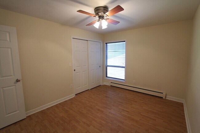 Building Photo - 300 Opatrny Dr