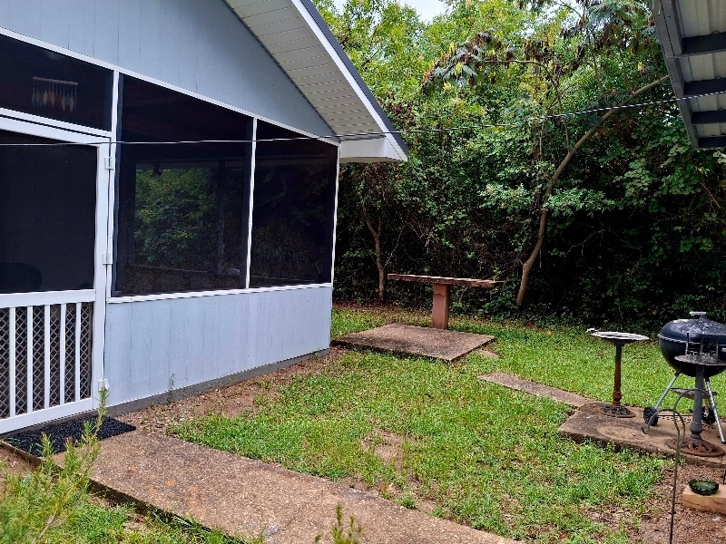 Building Photo - 2175 John Thursby Rd