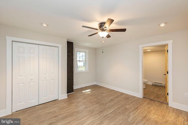 Building Photo - 550 N Loudoun St