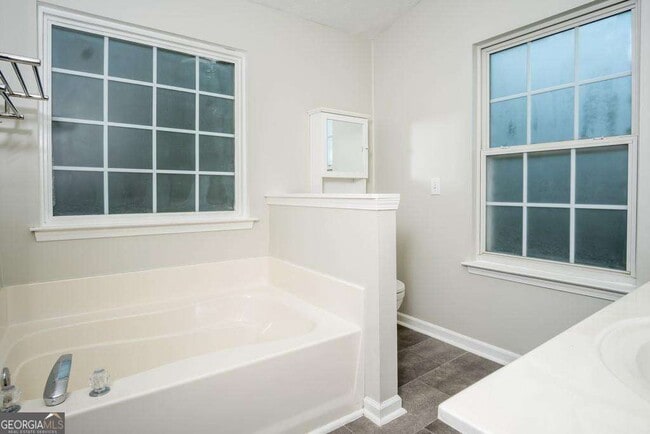 Building Photo - 1078 River Plantation Dr