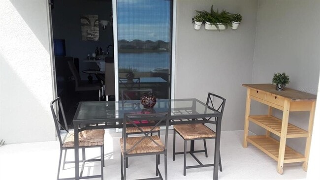 Building Photo - 15535 Willow Arbor Cir