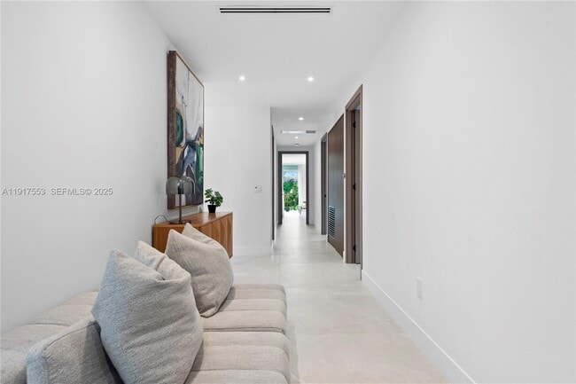 Building Photo - 1881 NE 196th Terrace