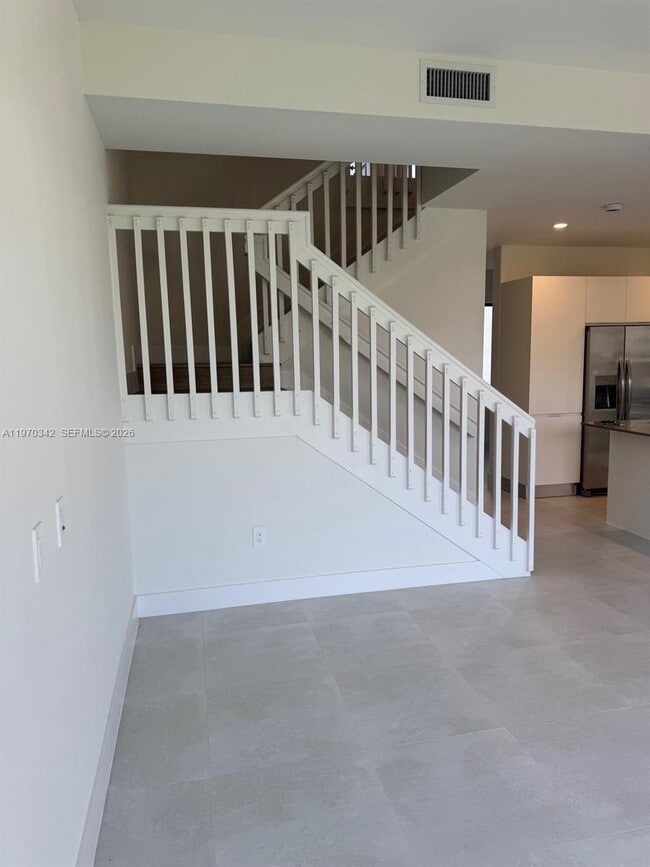 Building Photo - 1280 N Flagler Ave