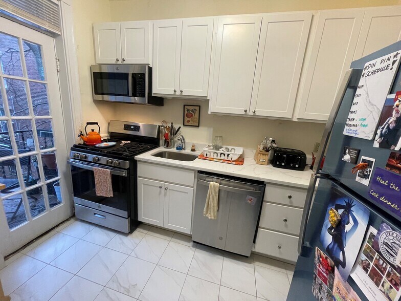 Building Photo - 35 Orkney Rd