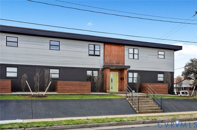 Building Photo - 1837 Grayland Ave