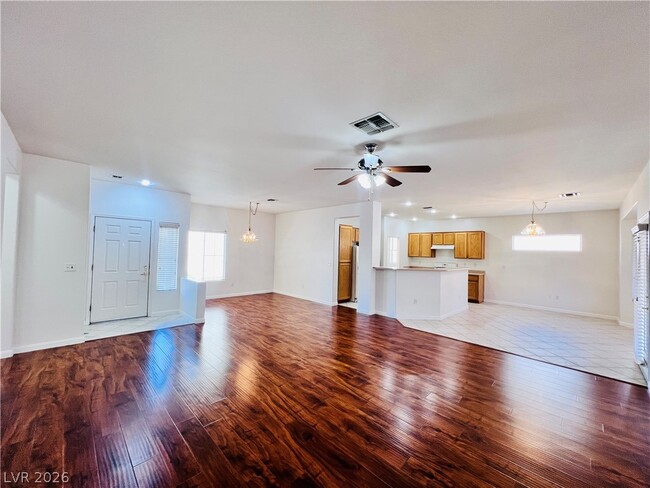Building Photo - 3047 Hickory Valley Rd