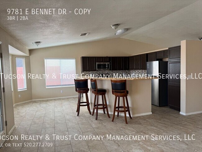 Building Photo - 9781 E Bennett Dr
