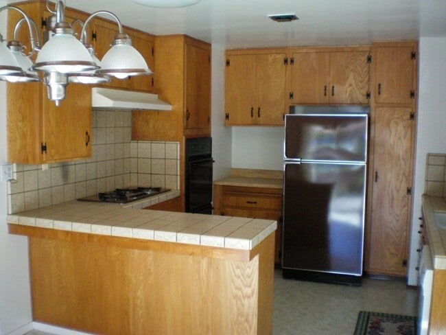 Building Photo - Del Mar Beach Duplex with Garage