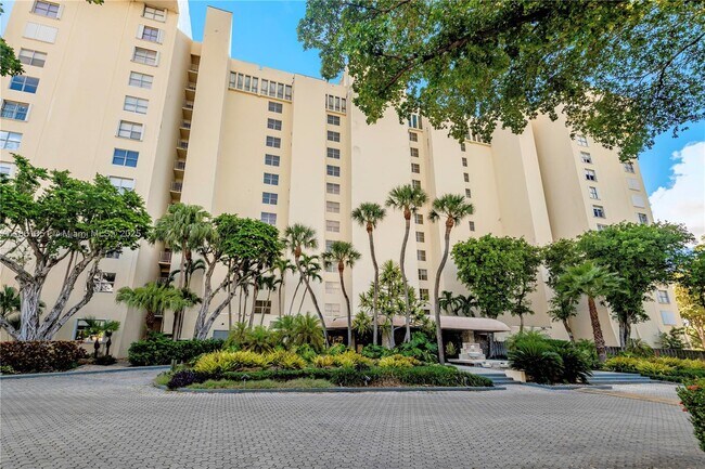 Building Photo - 11111 Biscayne Blvd