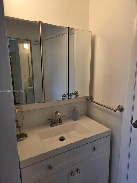 Building Photo - 3771 Environ Blvd