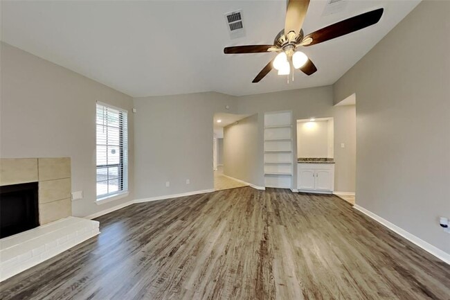 Building Photo - 3807 Wood Stone Walk Dr