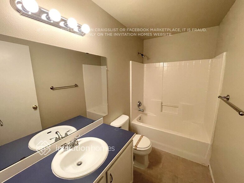 Building Photo - 3807 230th St E