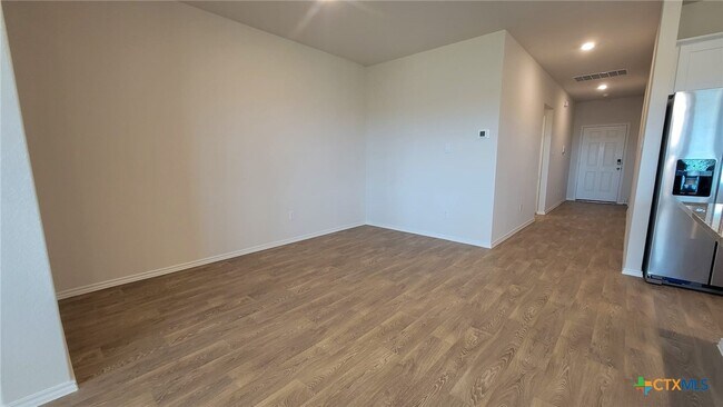 Building Photo - 364 Deborah Dr
