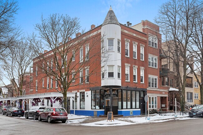Primary Photo - 1337 W Wrightwood Ave