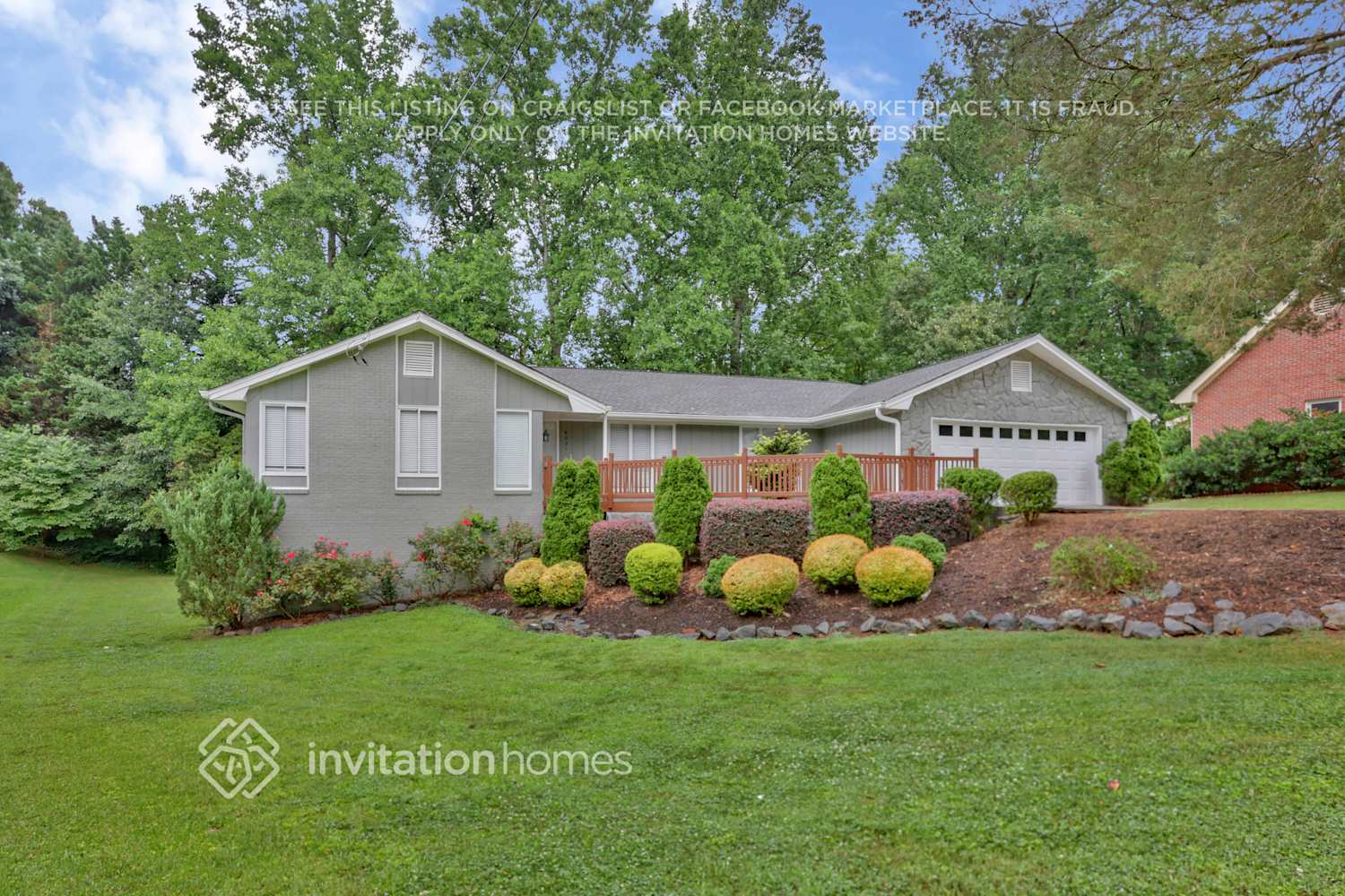 Building Photo - 4031 Linda Ln SW